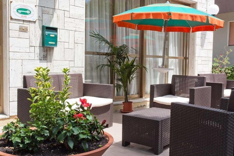 Hotel Leonardo Da Vinci Pesaro Exterior foto