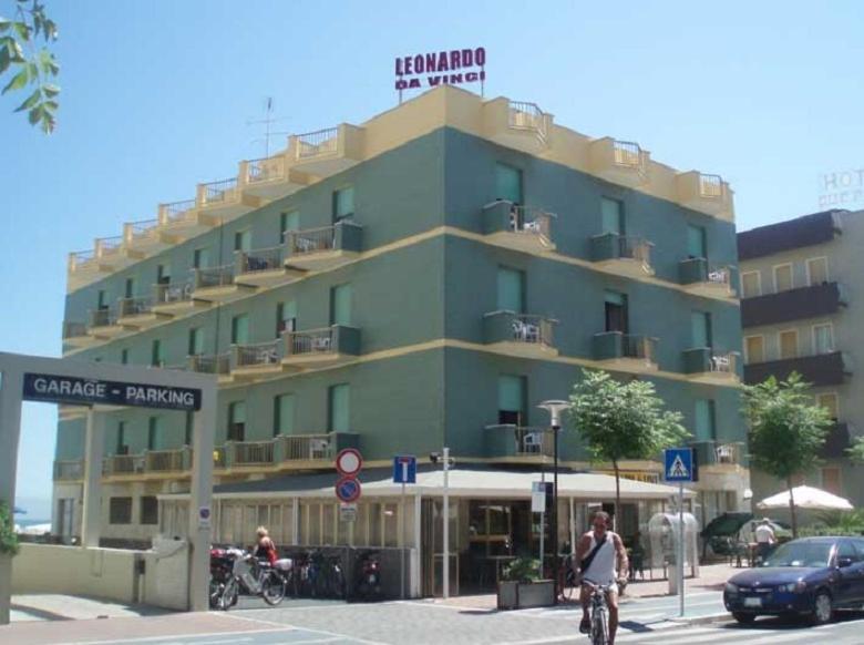Hotel Leonardo Da Vinci Pesaro Exterior foto